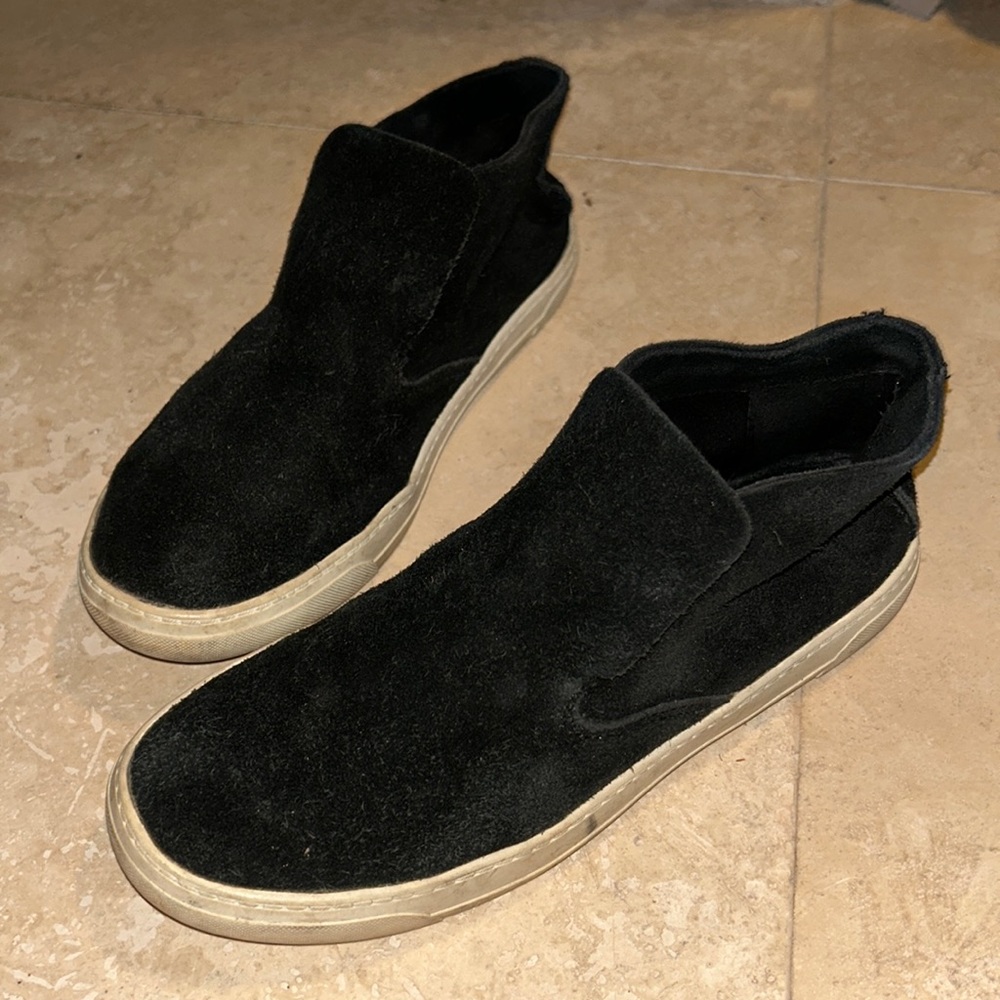 Women’s DV Roselyn High Top Black Suede Sneakers EUC
